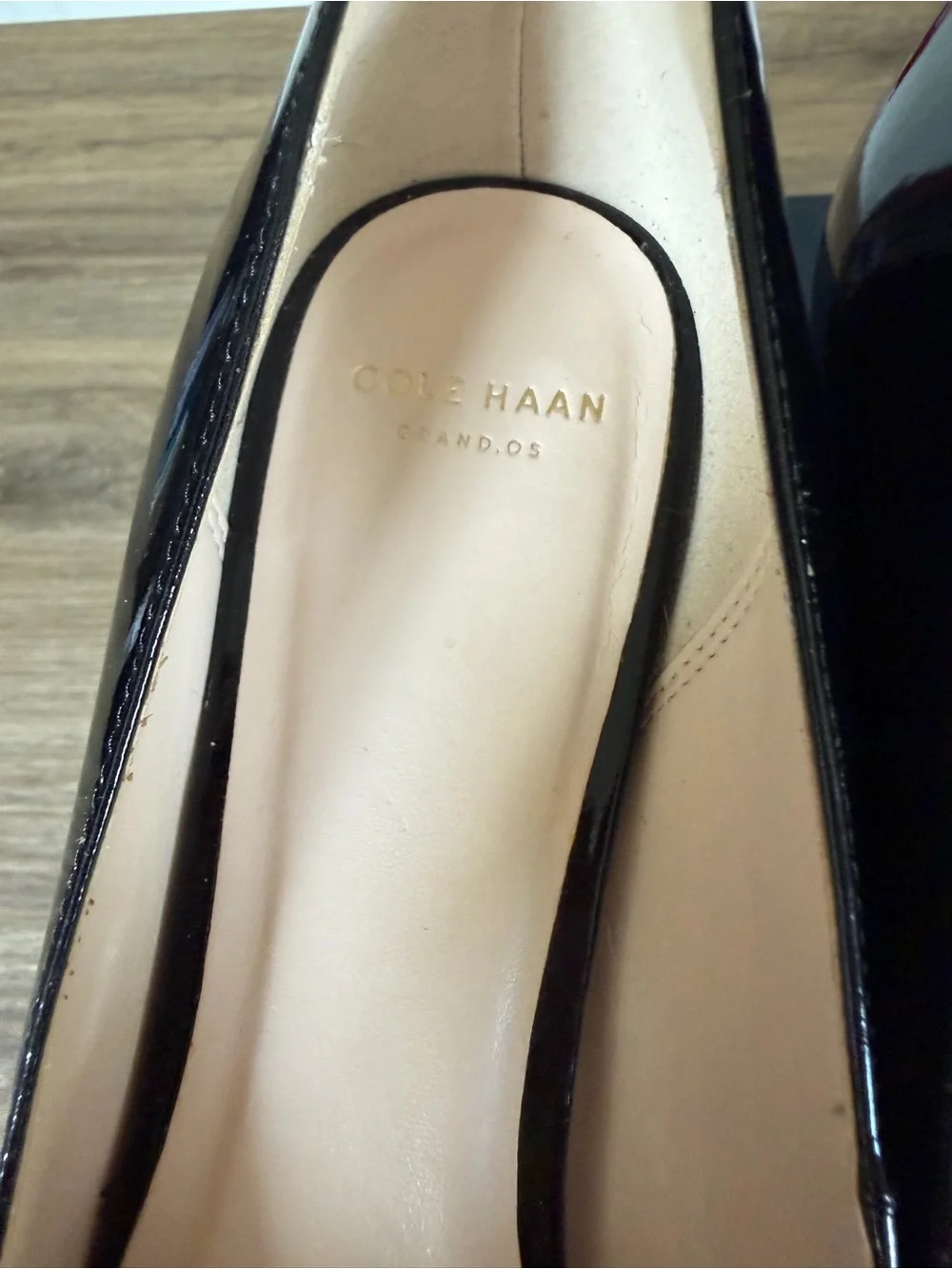 Like New Cole Haan Juliana Black Patent Leather Pointed Toe Pumps Size 9